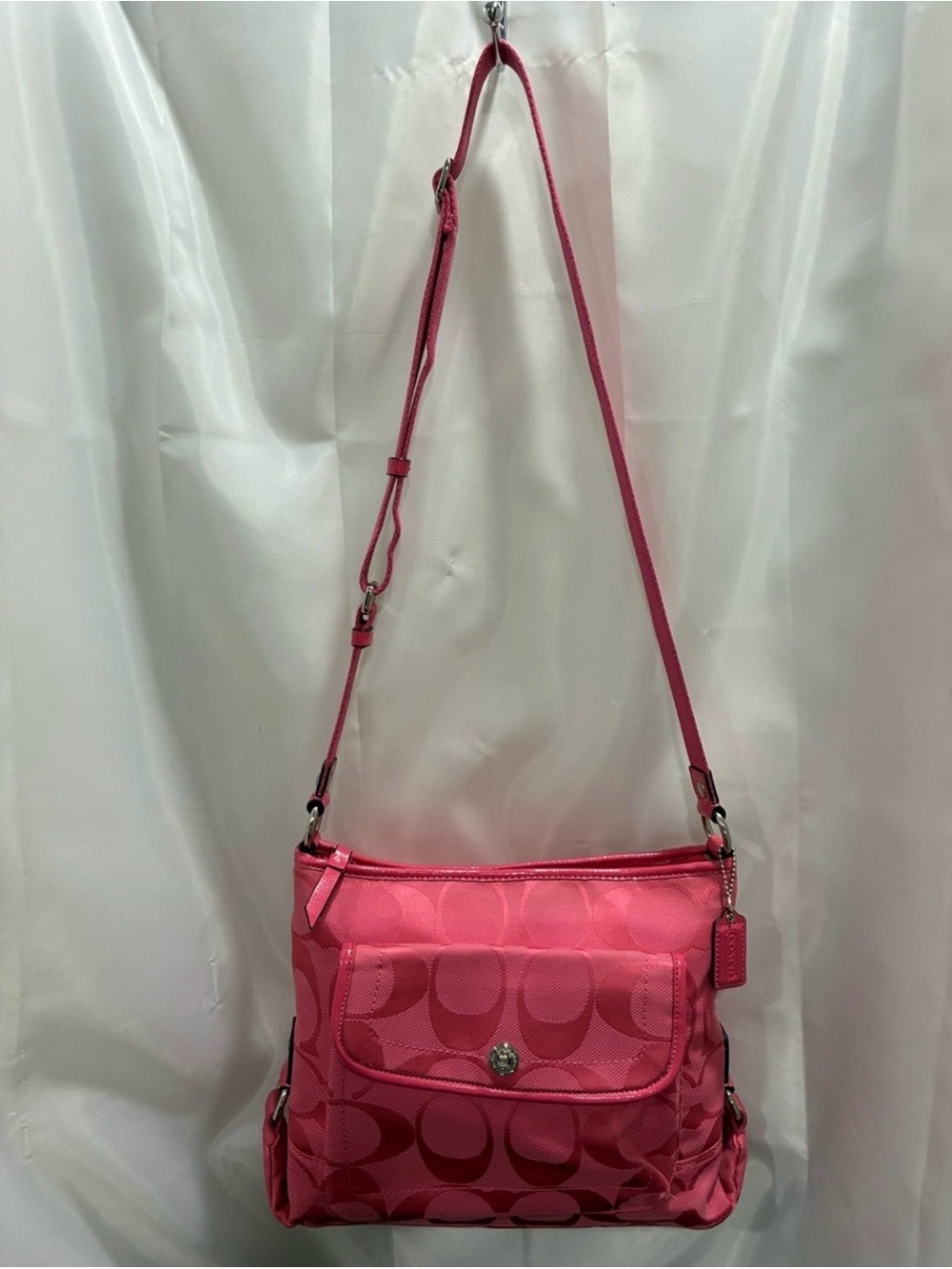 Coach Pink Signature Jacquard Crossbody Bag with Adjustable Strap - Picture 2 of 7